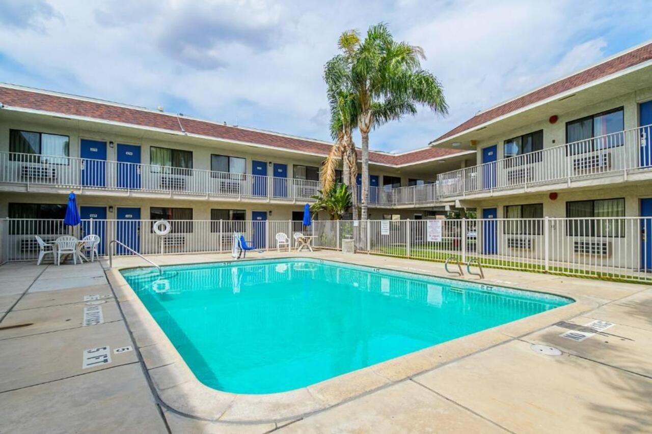 Motel 6-Bakersfield, Ca - Airport Esterno foto