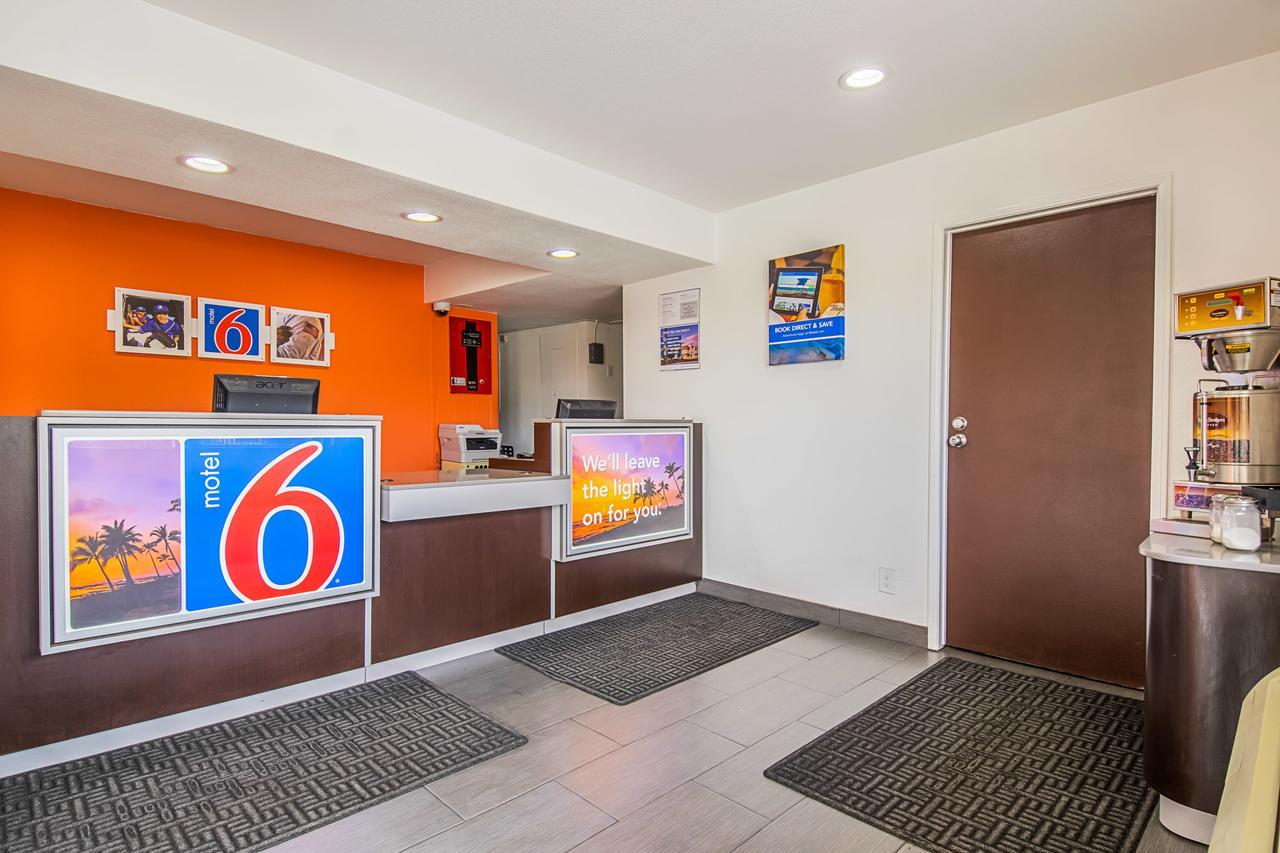 Motel 6-Bakersfield, Ca - Airport Esterno foto