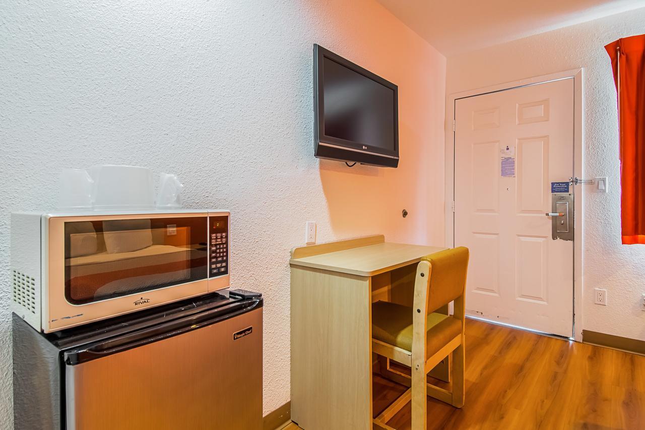 Motel 6-Bakersfield, Ca - Airport Esterno foto