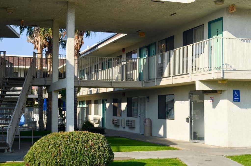 Motel 6-Bakersfield, Ca - Airport Esterno foto