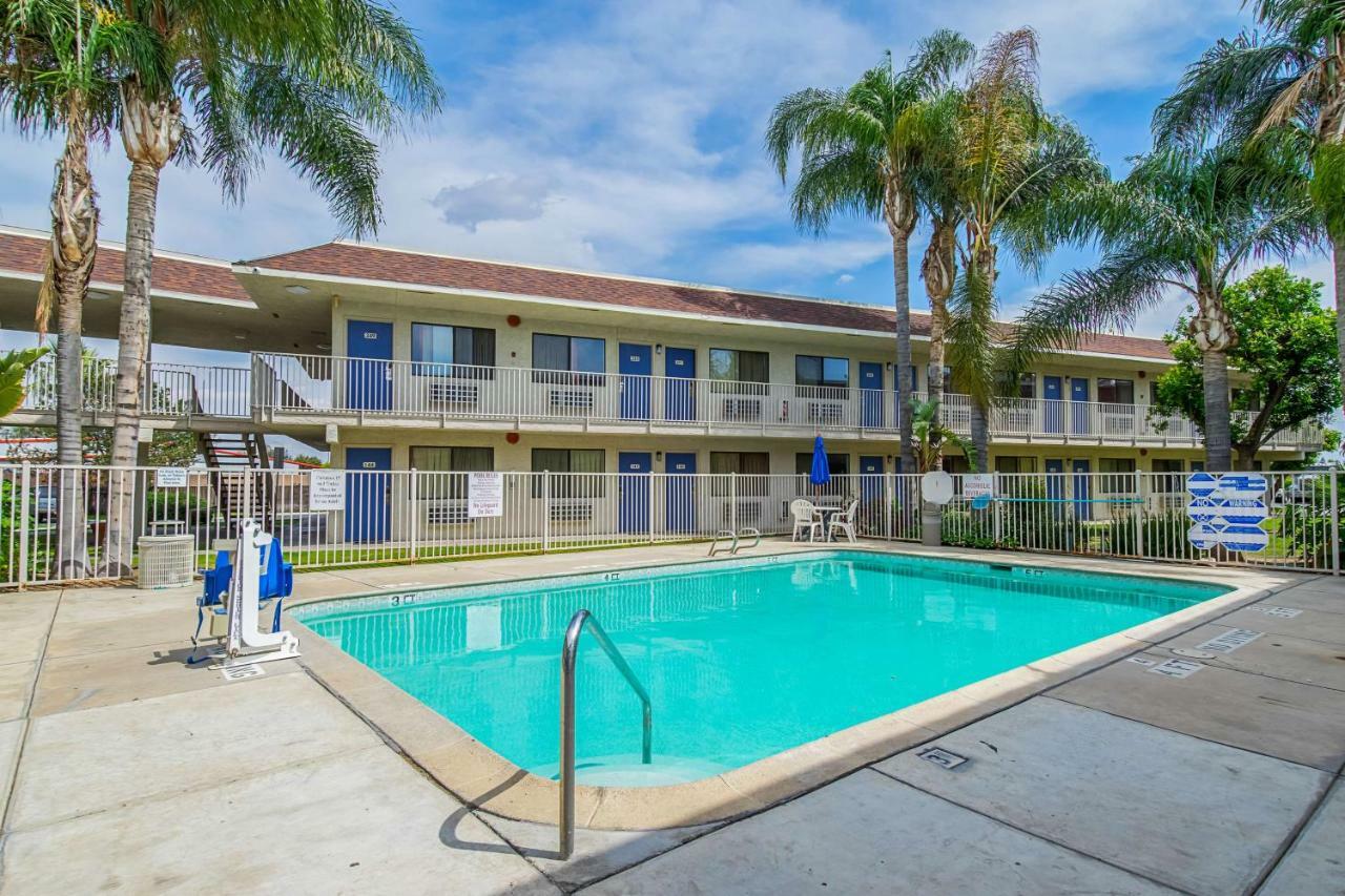 Motel 6-Bakersfield, Ca - Airport Esterno foto