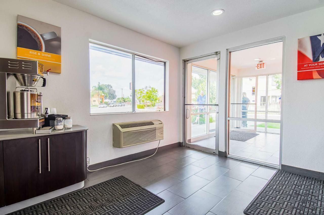 Motel 6-Bakersfield, Ca - Airport Esterno foto