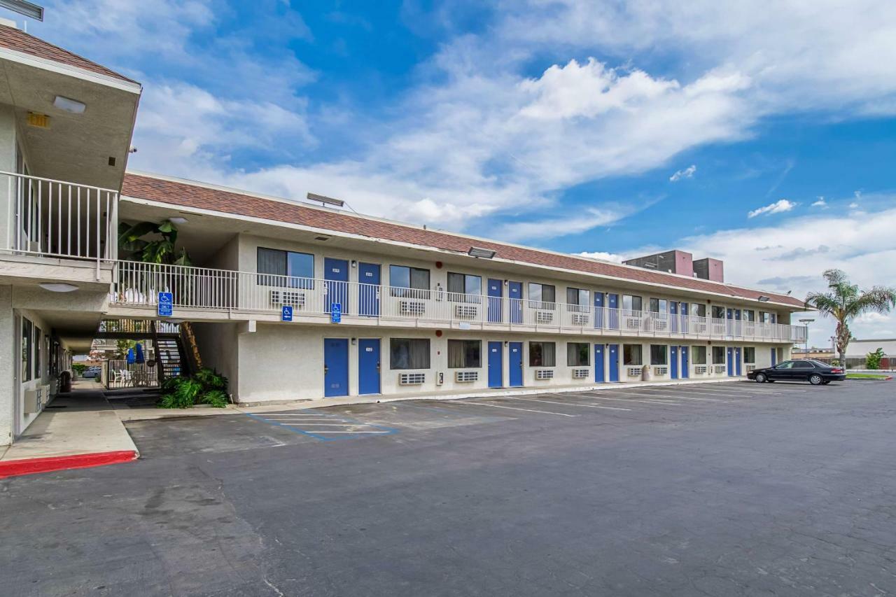 Motel 6-Bakersfield, Ca - Airport Esterno foto